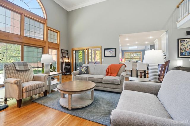 3667 Carpenters Green Lane, Blue Ash, OH 45241