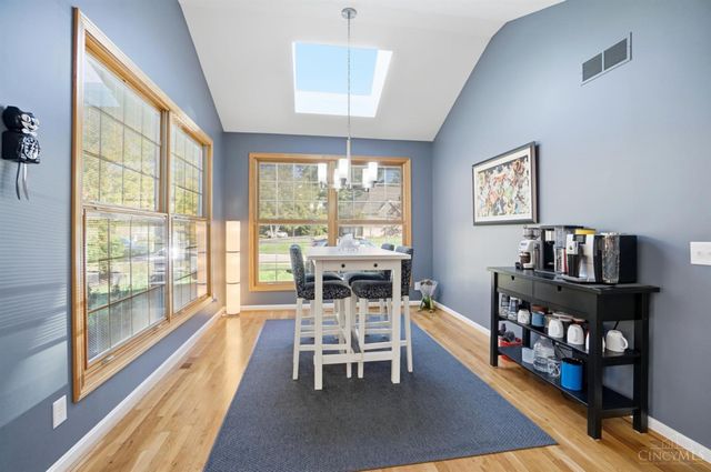 3667 Carpenters Green Lane, Blue Ash, OH 45241