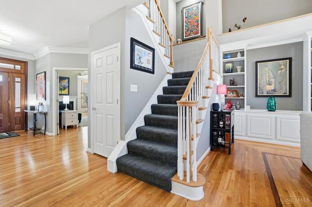 3667 Carpenters Green Lane, Blue Ash, OH 45241