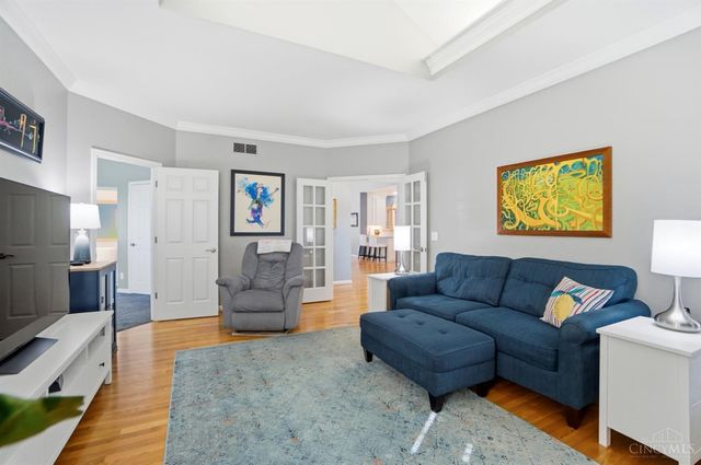 3667 Carpenters Green Lane, Blue Ash, OH 45241