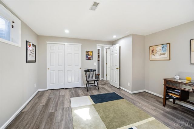3667 Carpenters Green Lane, Blue Ash, OH 45241