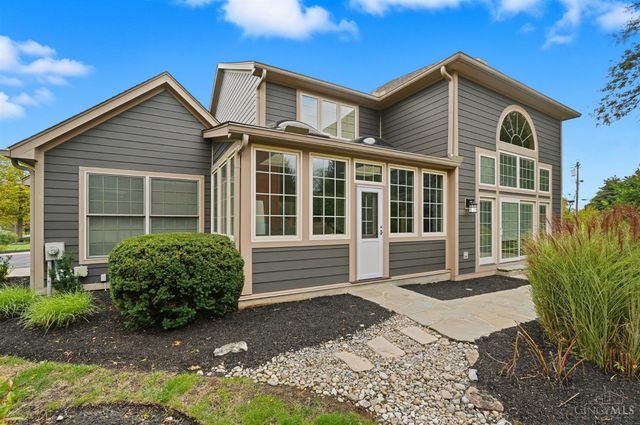 3667 Carpenters Green Lane, Blue Ash, OH 45241