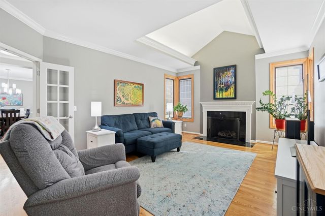 3667 Carpenters Green Lane, Blue Ash, OH 45241