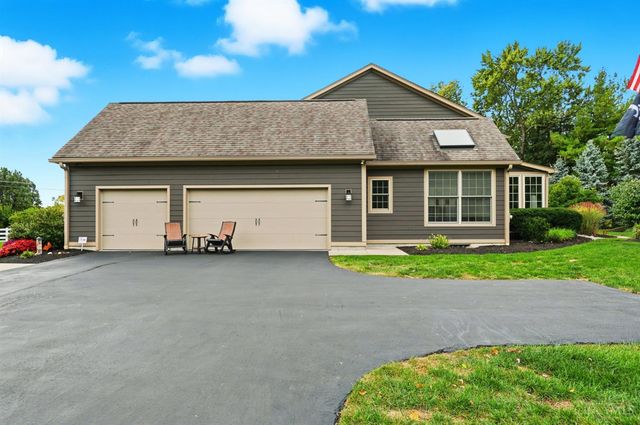 3667 Carpenters Green Lane, Blue Ash, OH 45241