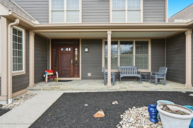 3667 Carpenters Green Lane, Blue Ash, OH 45241