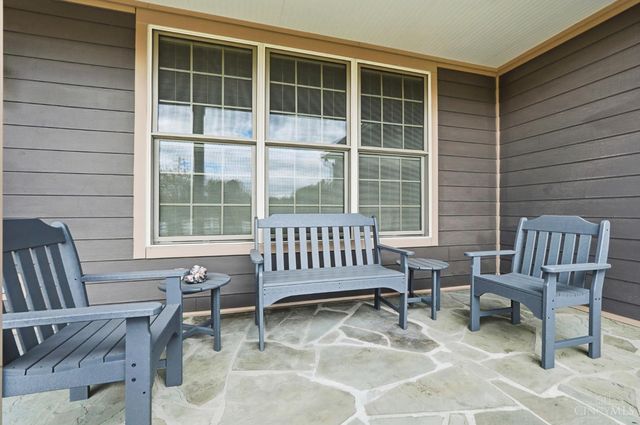 3667 Carpenters Green Lane, Blue Ash, OH 45241