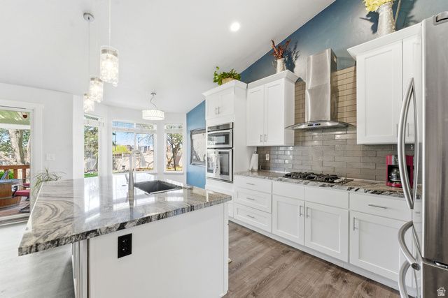 10218 S SANDY WILLOWS CV, Sandy, UT 84070