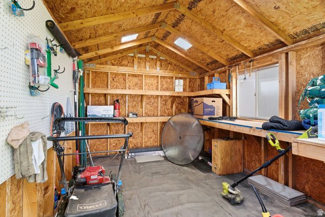 10218 S SANDY WILLOWS CV, Sandy, UT 84070