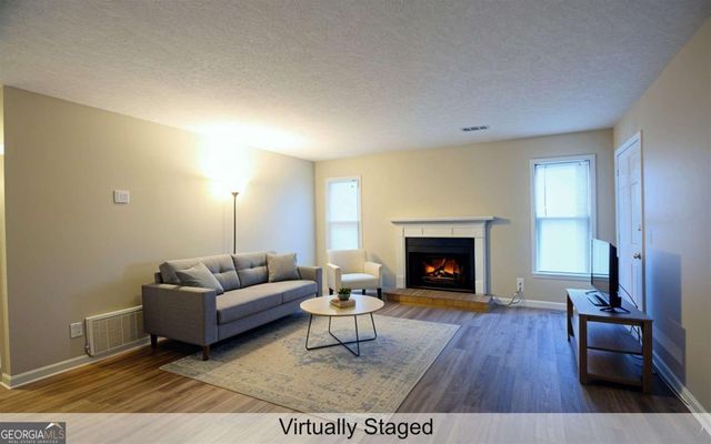 294 E Burns Court D, Marietta, GA 30008