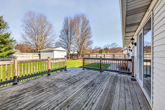 7947 S Marlene Drive, Rothbury, MI 49452