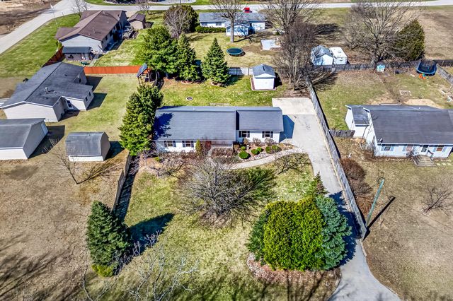 7947 S Marlene Drive, Rothbury, MI 49452
