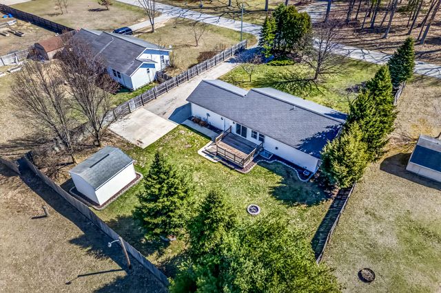 7947 S Marlene Drive, Rothbury, MI 49452