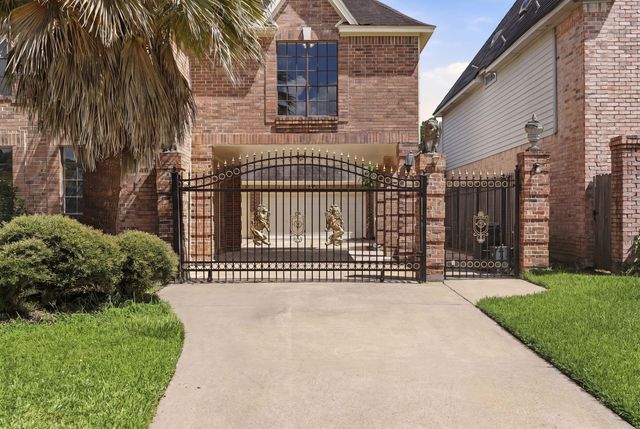 7611 Naremore Drive, Spring, TX 77379