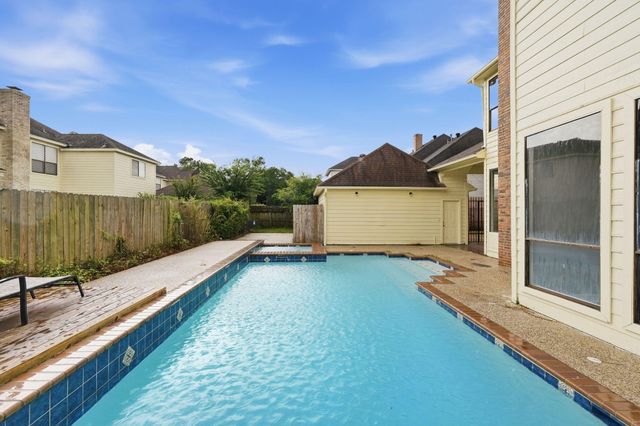 7611 Naremore Drive, Spring, TX 77379