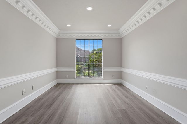 7611 Naremore Drive, Spring, TX 77379