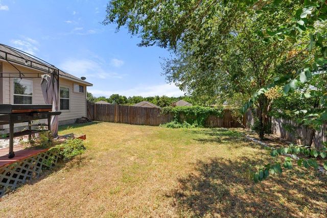 2002 Charlotte Estates DR, Austin, TX 78744