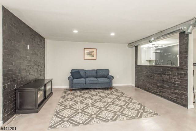 388 Irving Ave, South Orange Village Twp., NJ 07079