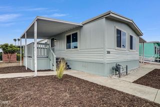 300 Ibsen Pl Place 132, Oxnard, CA 93033
