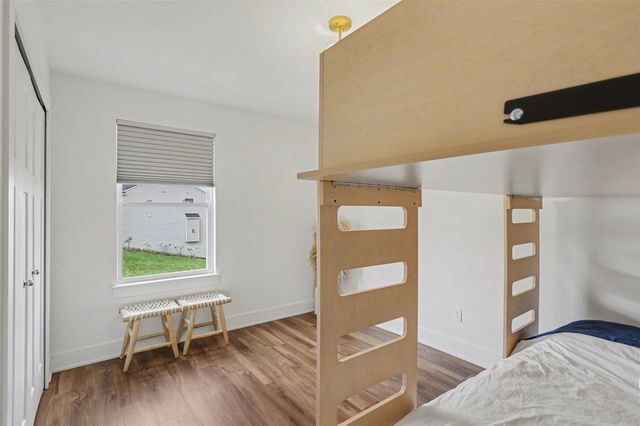 8850 Island Lake Road, Dexter, MI 48130