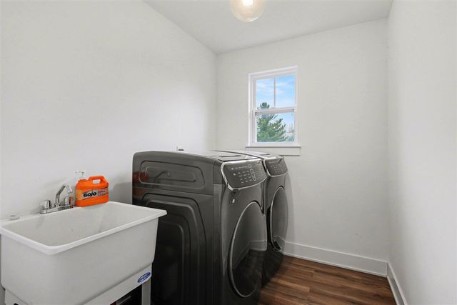 8850 Island Lake Road, Dexter, MI 48130