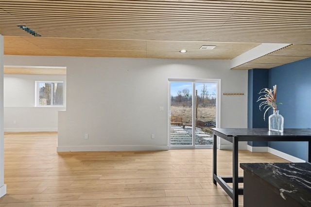 8850 Island Lake Road, Dexter, MI 48130