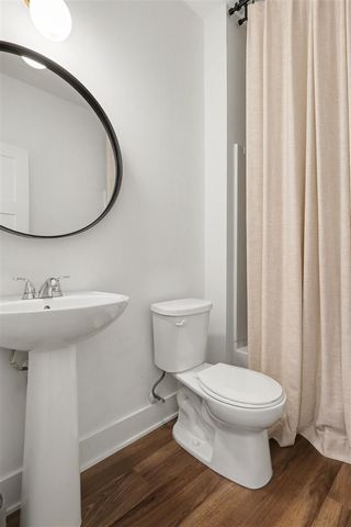 8850 Island Lake Road, Dexter, MI 48130