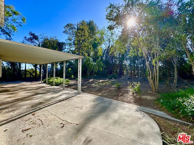 26026 Adamor Road, Calabasas, CA 91302