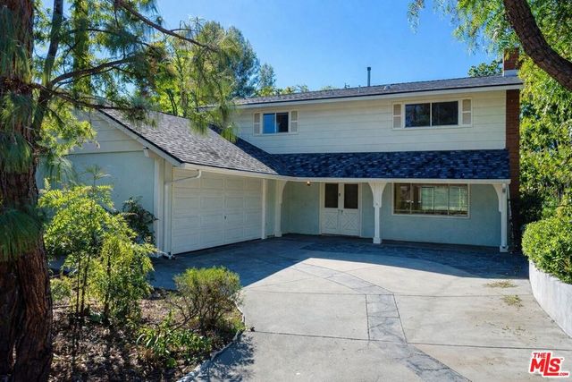 26026 Adamor Road, Calabasas, CA 91302