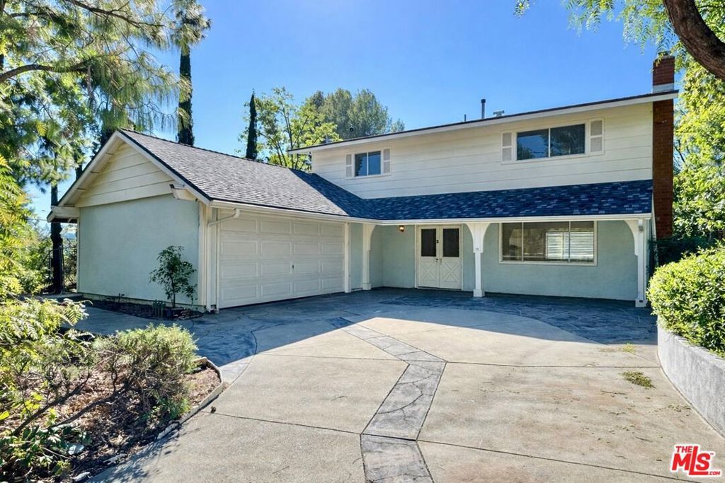 26026 Adamor Road, Calabasas, CA 91302