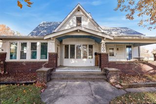 900 E Salem Avenue, Indianola, IA 50125