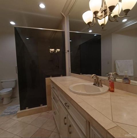 805 Parkview Circle, Harlingen, TX 78550