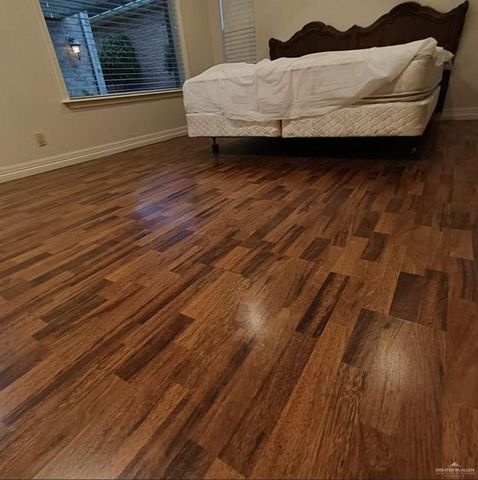 805 Parkview Circle, Harlingen, TX 78550