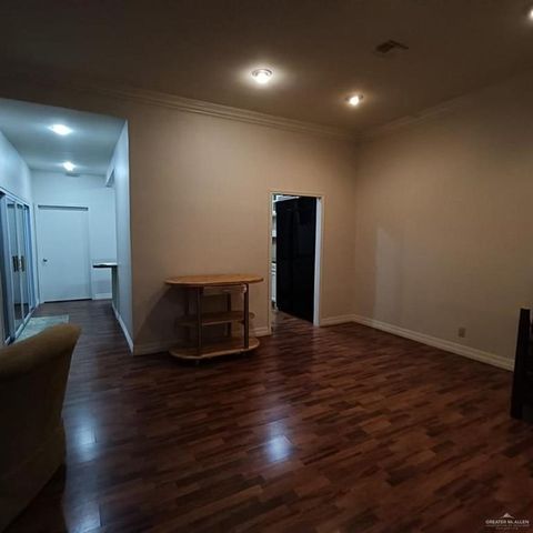 805 Parkview Circle, Harlingen, TX 78550