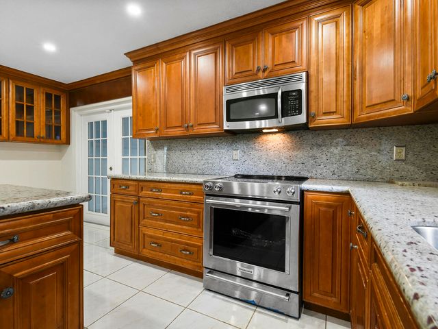 22965 Old Inlet Bridge Drive, Boca Raton, FL 33433