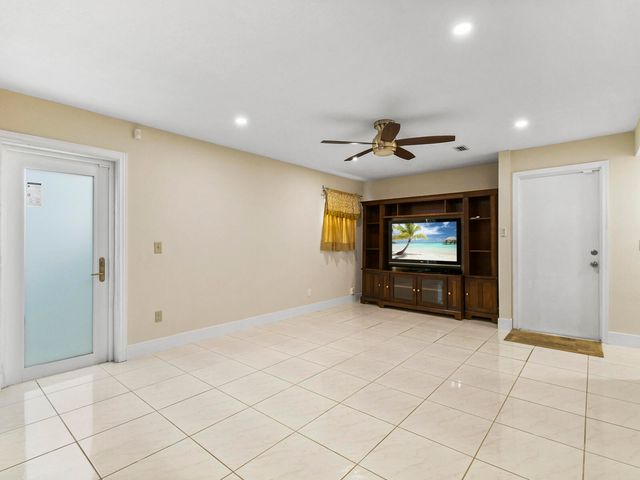 22965 Old Inlet Bridge Drive, Boca Raton, FL 33433