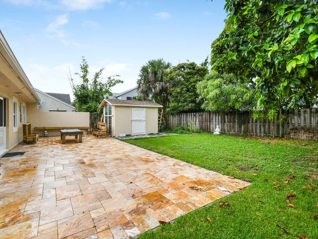 22965 Old Inlet Bridge Drive, Boca Raton, FL 33433