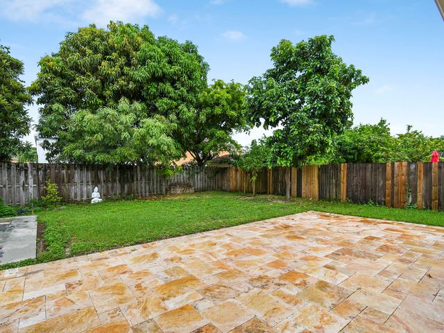 22965 Old Inlet Bridge Drive, Boca Raton, FL 33433