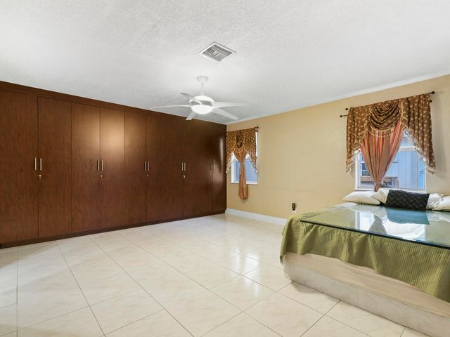 22965 Old Inlet Bridge Drive, Boca Raton, FL 33433