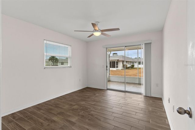 205 KINGS BOULEVARD 52, Sun City Center, FL 33573