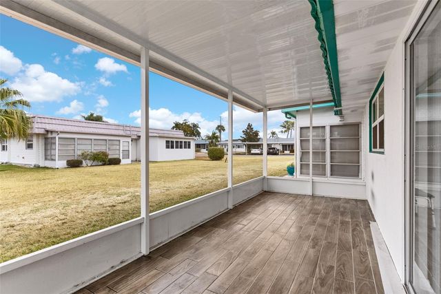 205 KINGS BOULEVARD 52, Sun City Center, FL 33573