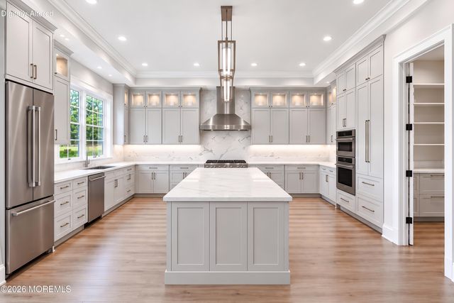 148 Freehold Road B, Manalapan, NJ 07726