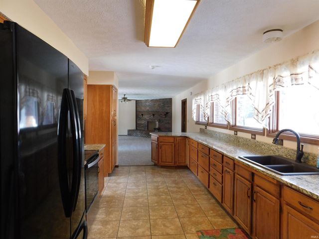 6601 N Rhinestone Drive, Ellettsville, IN 47429