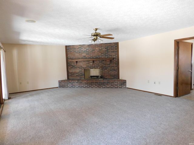 6601 N Rhinestone Drive, Ellettsville, IN 47429