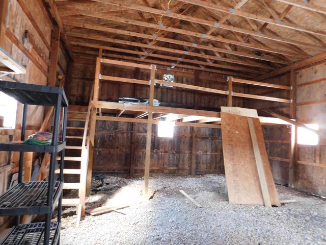 6601 N Rhinestone Drive, Ellettsville, IN 47429