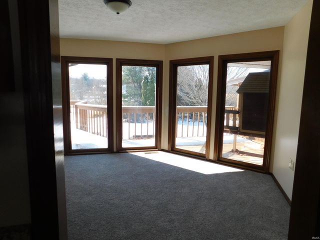 6601 N Rhinestone Drive, Ellettsville, IN 47429