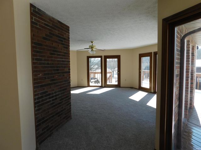 6601 N Rhinestone Drive, Ellettsville, IN 47429