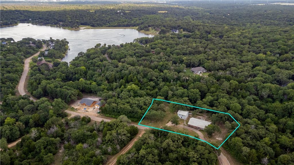 1213 Lakeland Loop, Hilltop Lakes, TX 77871 — photo 2