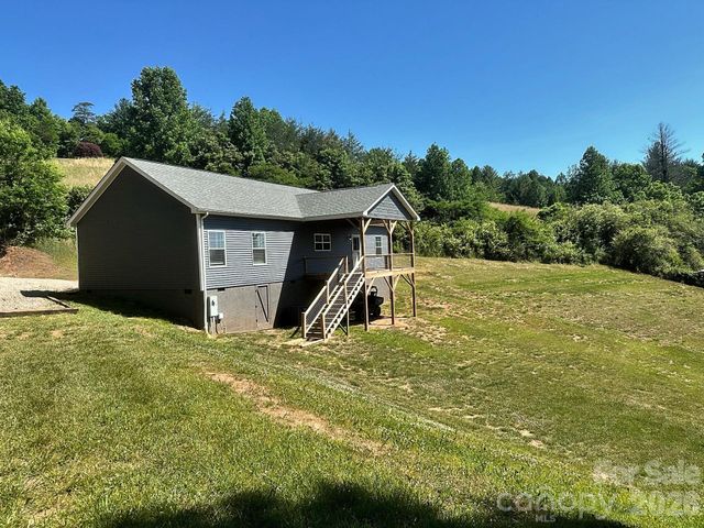 2 Watsell Drive, Leicester, NC 28748
