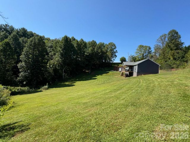 2 Watsell Drive, Leicester, NC 28748