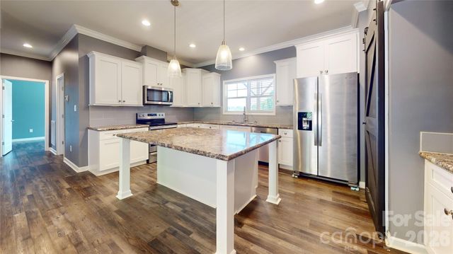 2 Watsell Drive, Leicester, NC 28748
